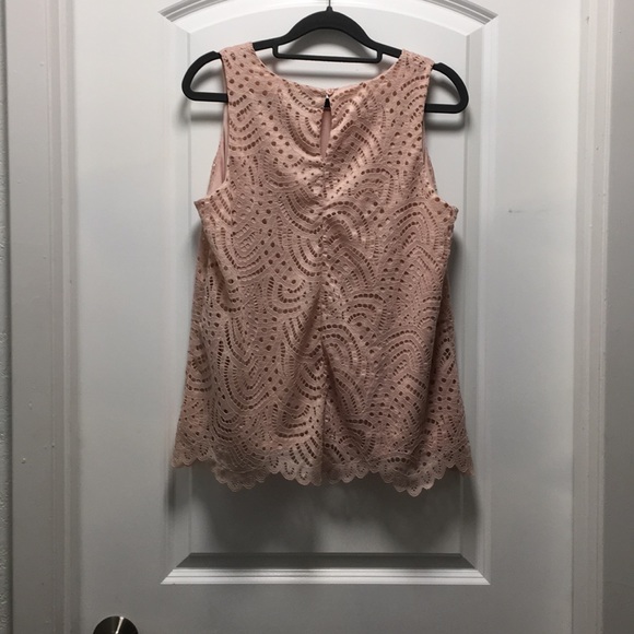 WORTHINGTON pink lace shell top, size petite small - Picture 4 of 4